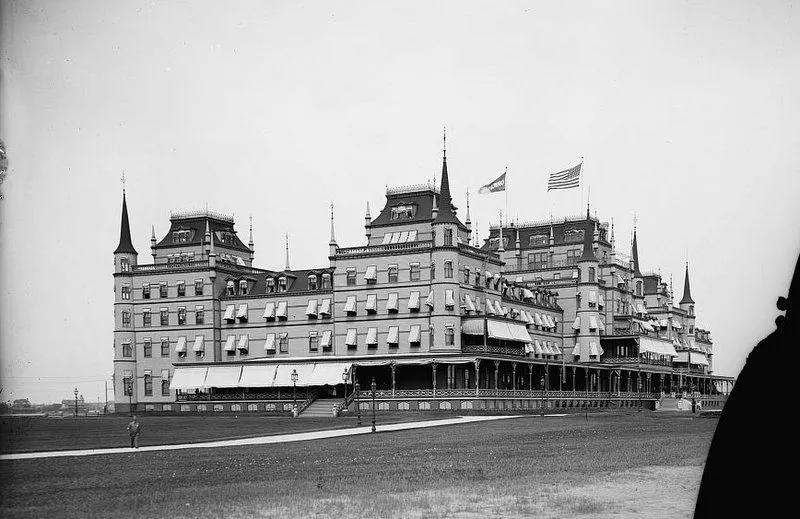 The Oriental Hotel - Manhattan Beach - Completed
